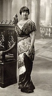 Retrato gráfico de Carmen de Burgos